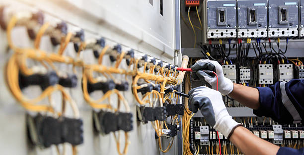Professional Electrician technician working in Arma, KS